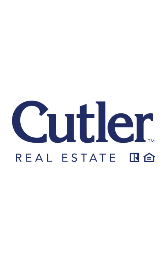 Real Estate Agent Lisa Yelichek